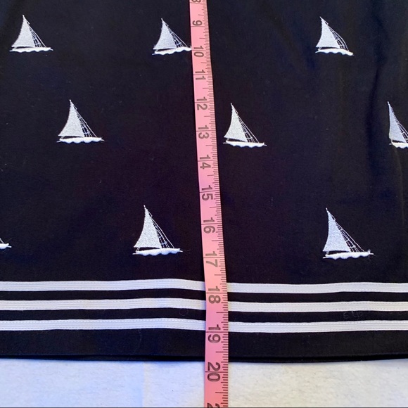 Nautical Summer Talbots navy and white embroidered sailboats skirt - Picture 4 of 8